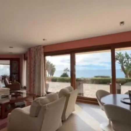 Casa Solitude